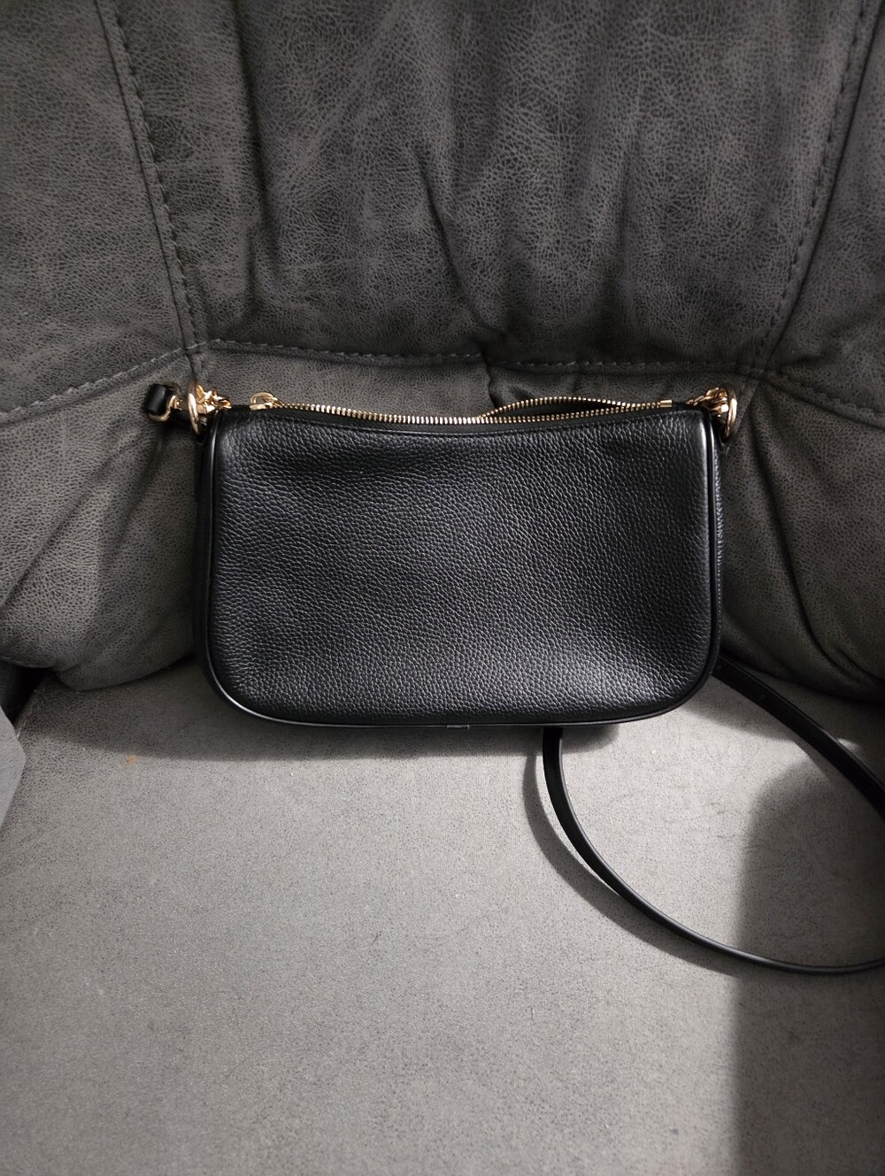 Michael Kors Crossbody - Picture 3 of 5